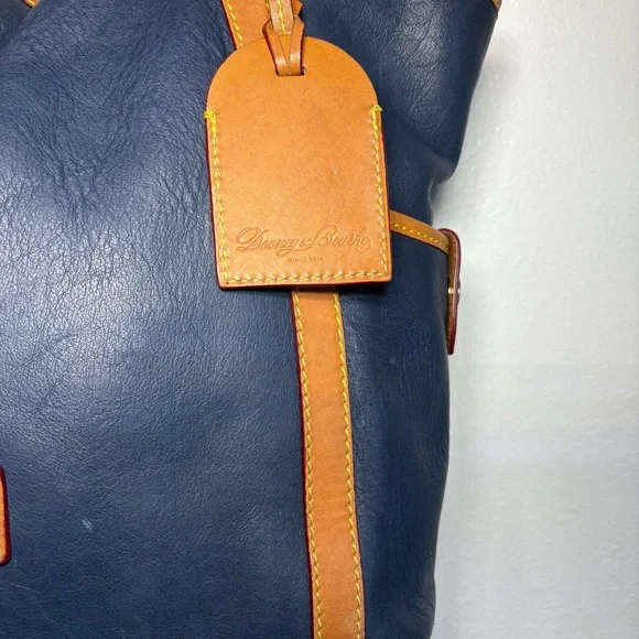 Vintage Dooney & Bourke Blue and Brown Large Leather Tote with Pink Interior - Picture 4 of 16